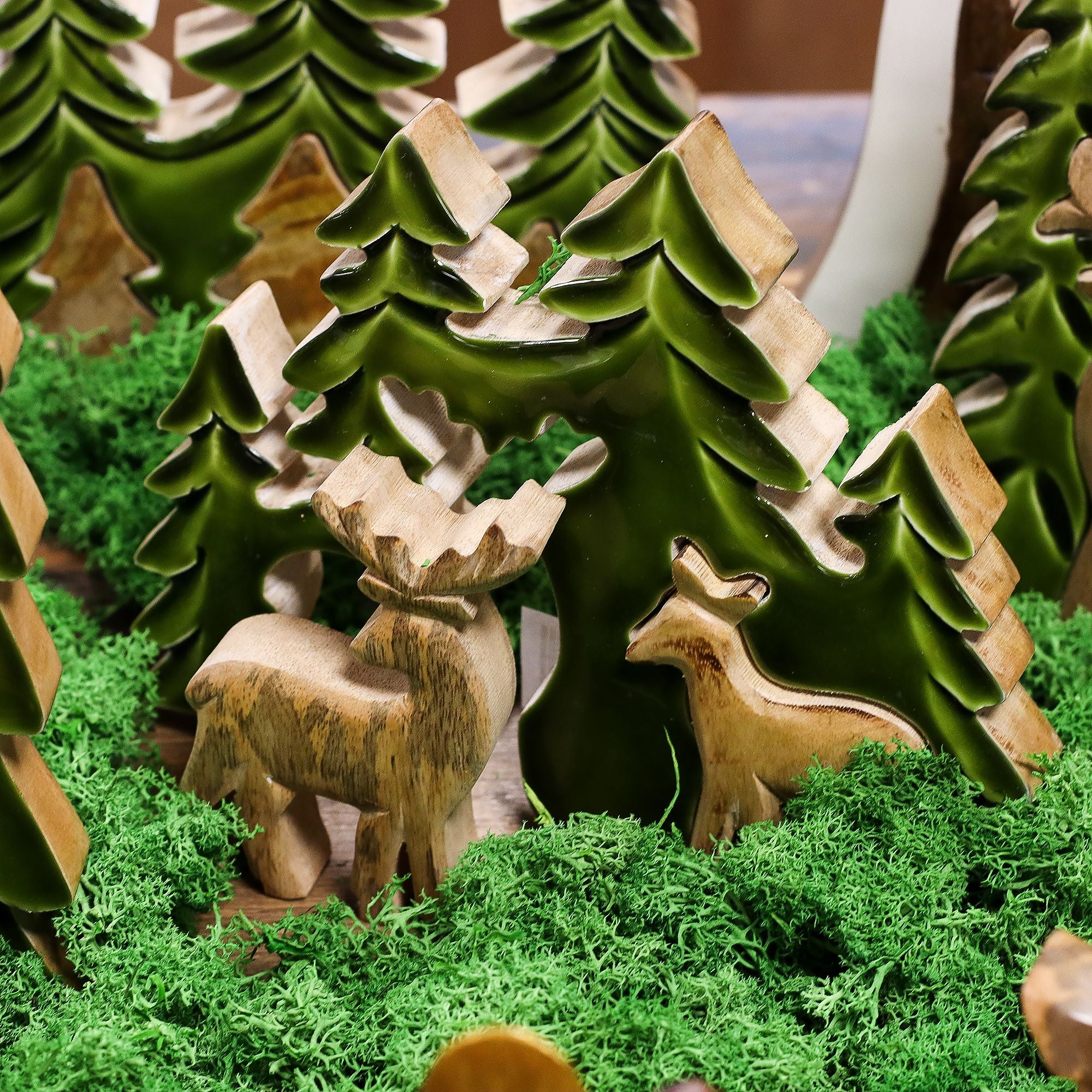 Lost in the Forrest -  Two Dear in the Forrest 3D Wooden Decoration - 18x23cm