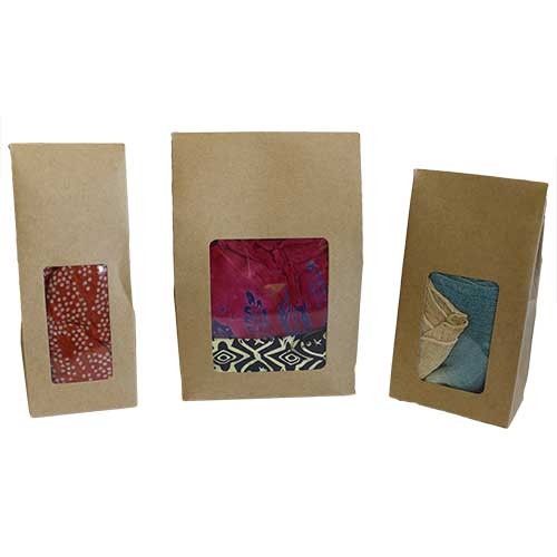 Geschenktüten mit Sichtfenster 24x16x8cm