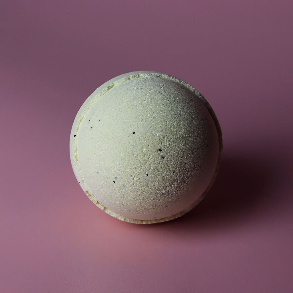 Simply Vanilla Bath Bomb