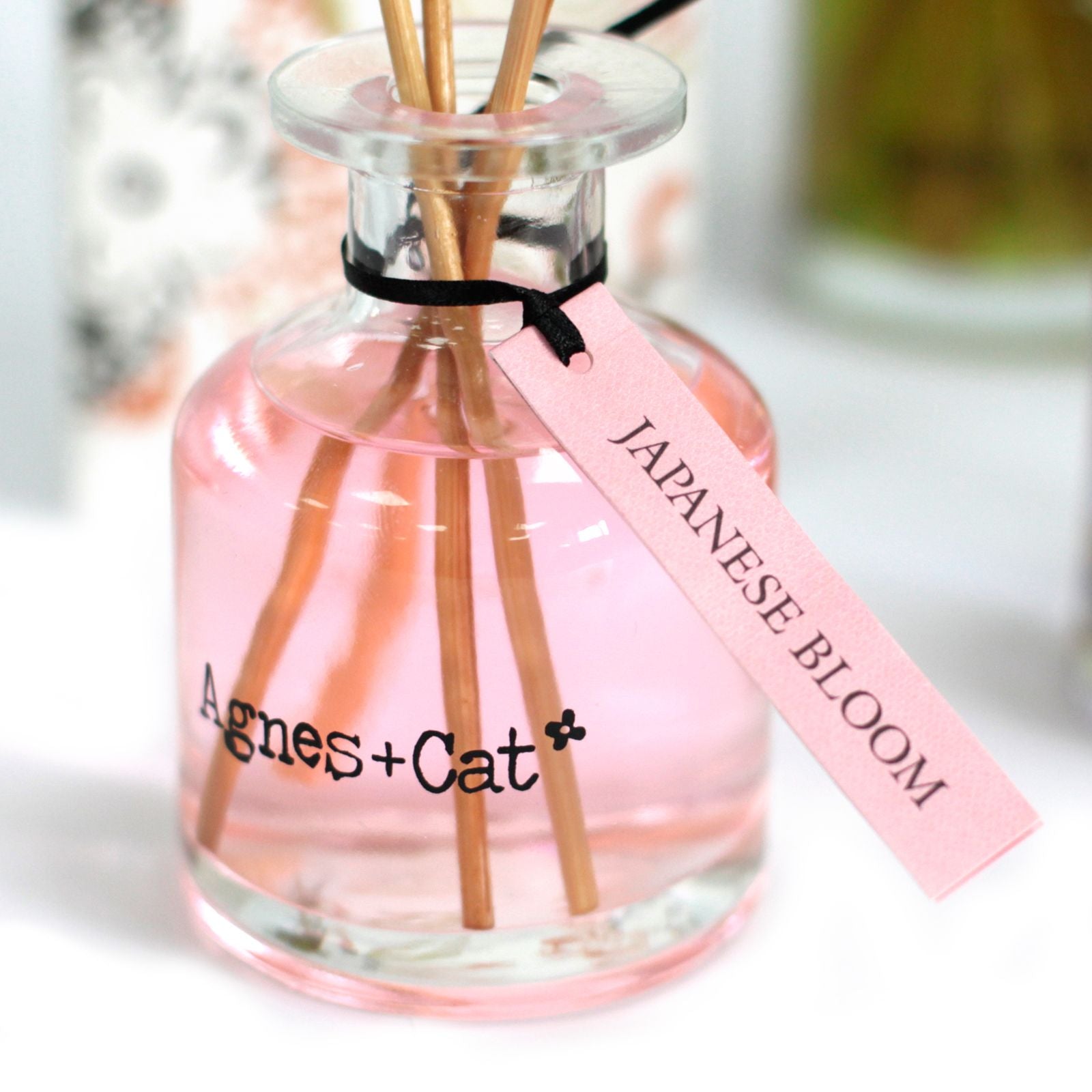 Box of 140ml Reed Diffuser - Japanese Bloom
