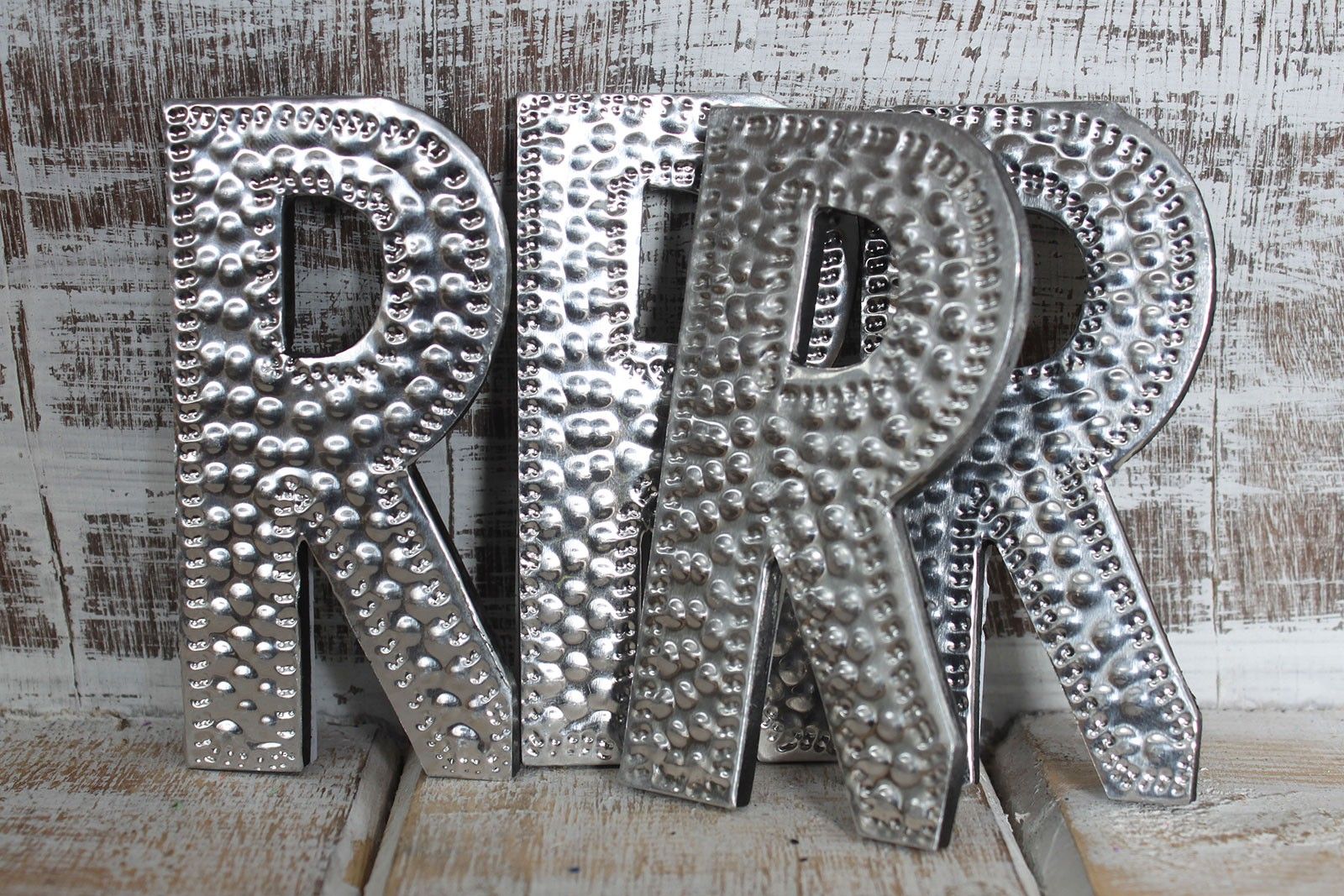 Sm Arty Aluminum Letters - R