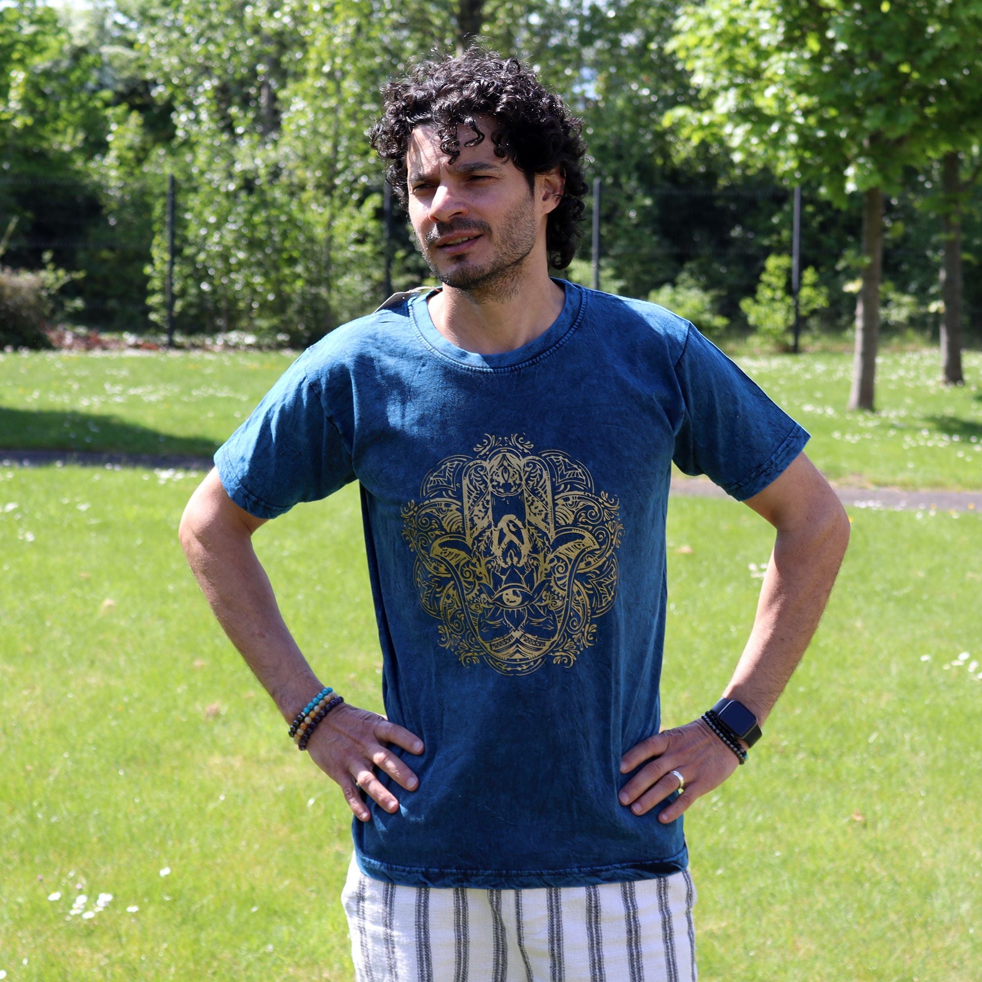 Medium Stone Washed Teashirt - Hamsa - Blue